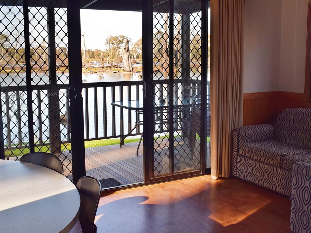 Cohuna Waterfront Holiday Park Exterior photo